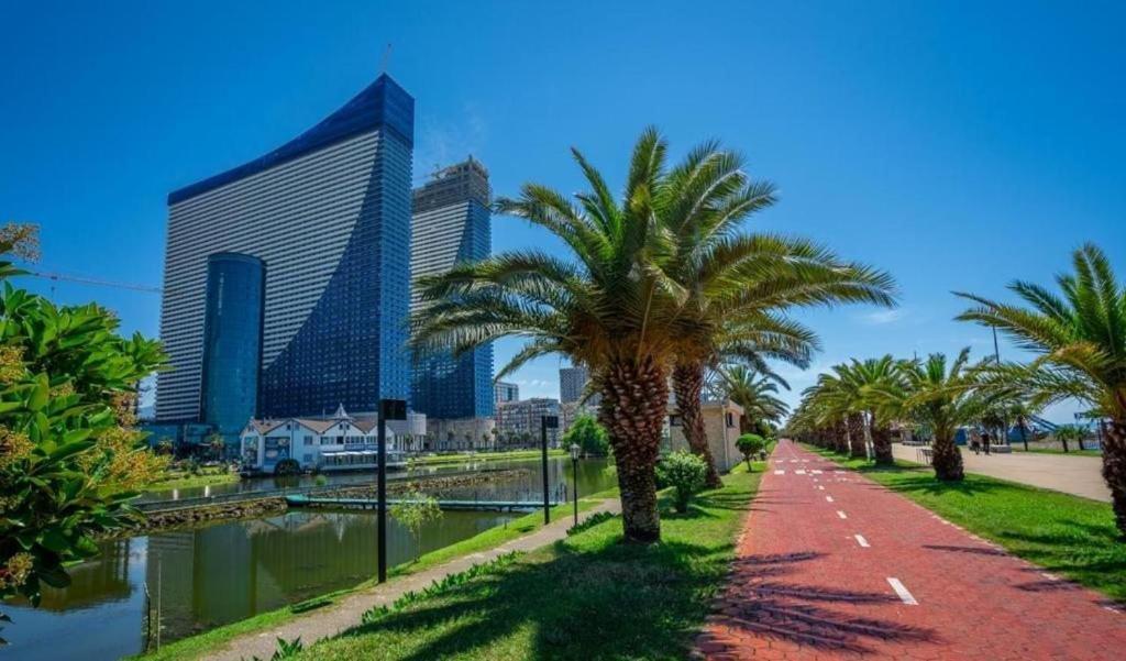 Orbi City In 바투미 외부 사진
